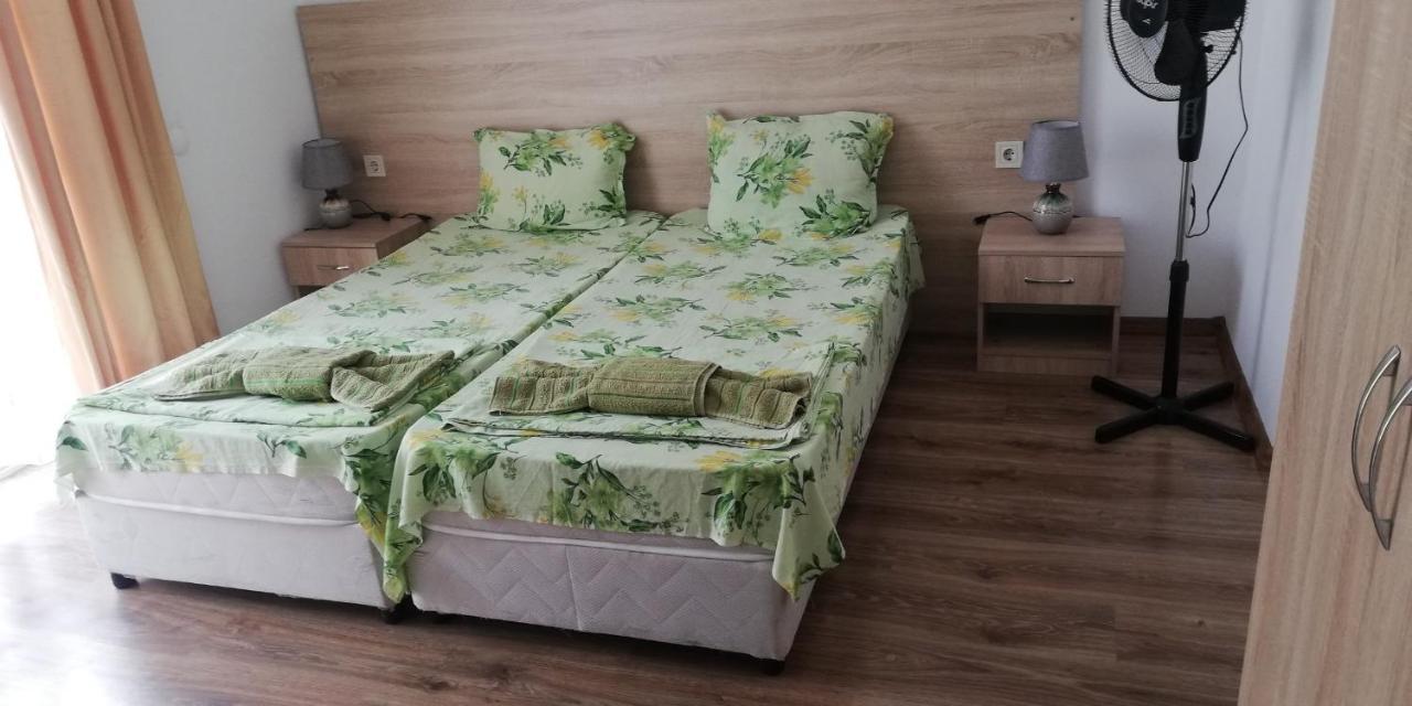 Ares Hotel Sozopol Exterior foto