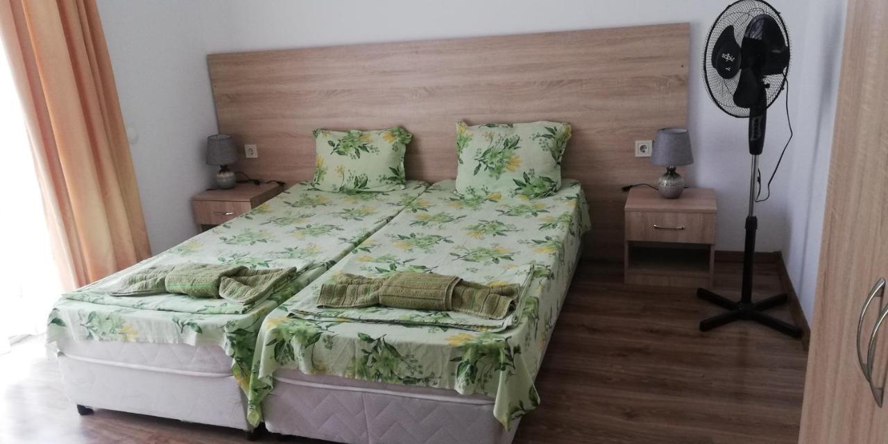 Ares Hotel Sozopol Exterior foto